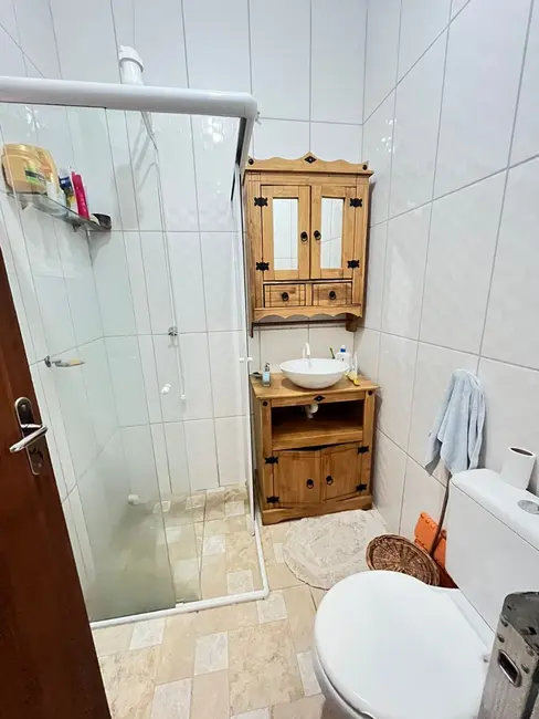 Foto 8 de Casa com 2 quartos à venda, 55m2 em Matinhos - PR