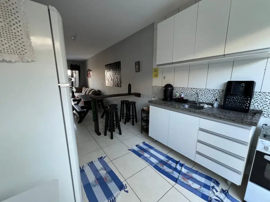 Foto 4 de Casa com 2 quartos à venda, 70m2 em Pontal Do Parana - PR