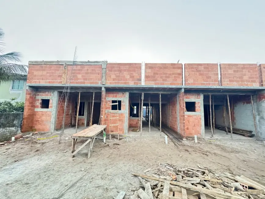 Foto 2 de Casa com 2 quartos à venda, 55m2 em Pontal Do Parana - PR