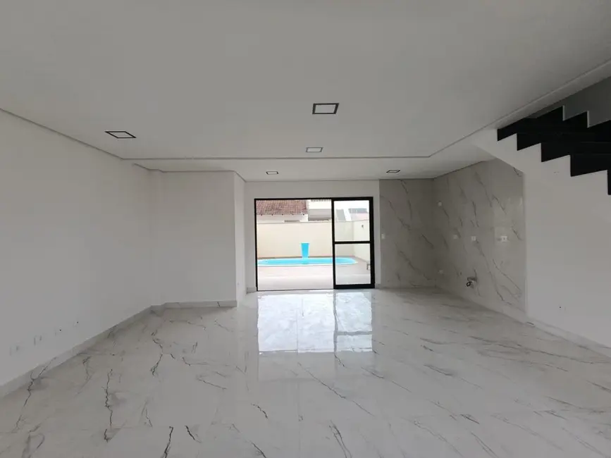 Foto 8 de Sobrado com 3 quartos à venda, 108m2 em Pontal Do Parana - PR