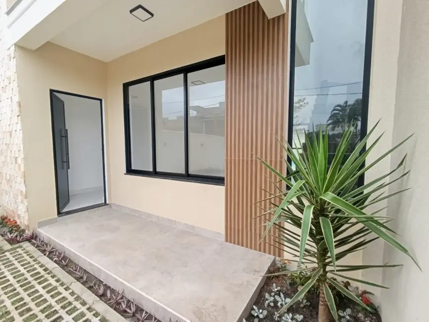 Foto 4 de Sobrado com 3 quartos à venda, 108m2 em Pontal Do Parana - PR