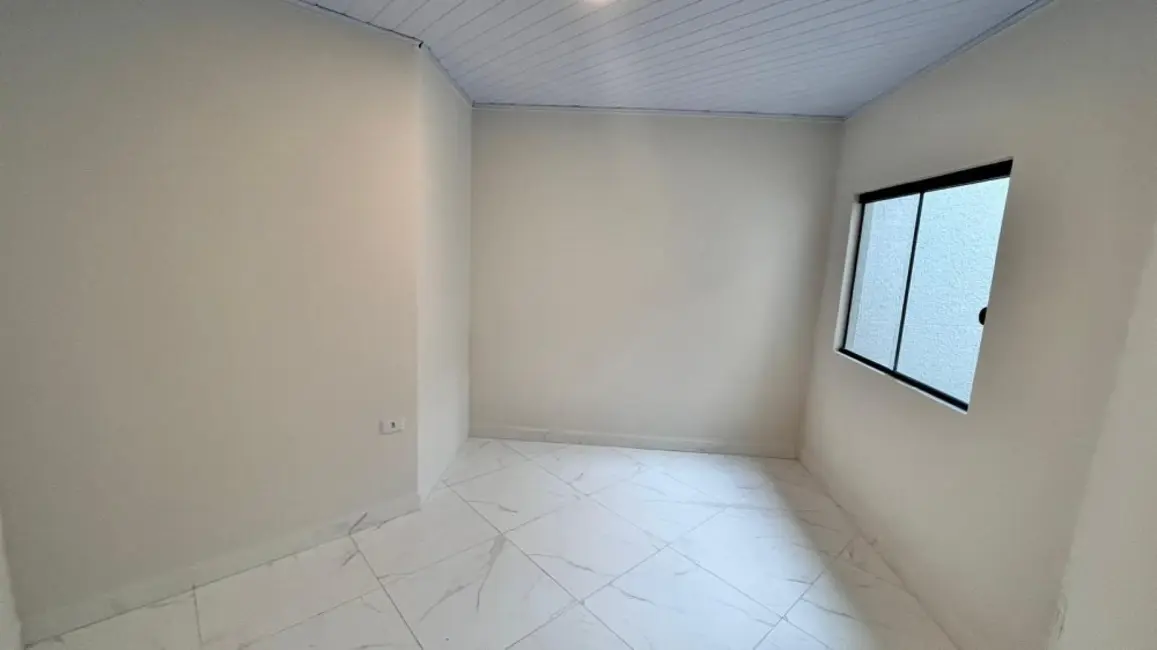 Foto 8 de Casa com 2 quartos à venda, 55m2 em Matinhos - PR