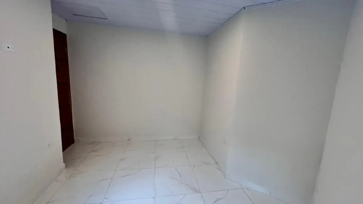 Foto 7 de Casa com 2 quartos à venda, 55m2 em Matinhos - PR