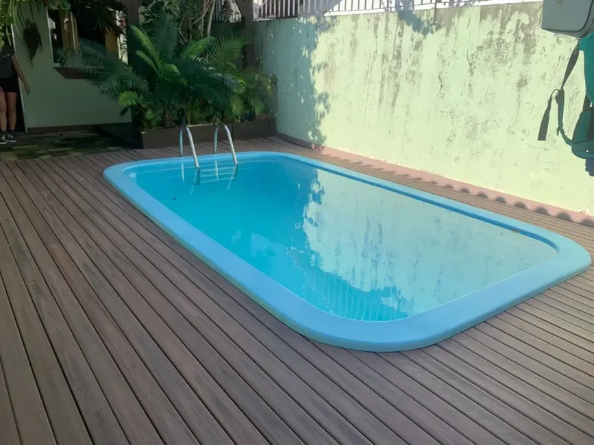 Foto 3 de Casa com 4 quartos à venda, 150m2 em Ipanema, Pontal Do Parana - PR