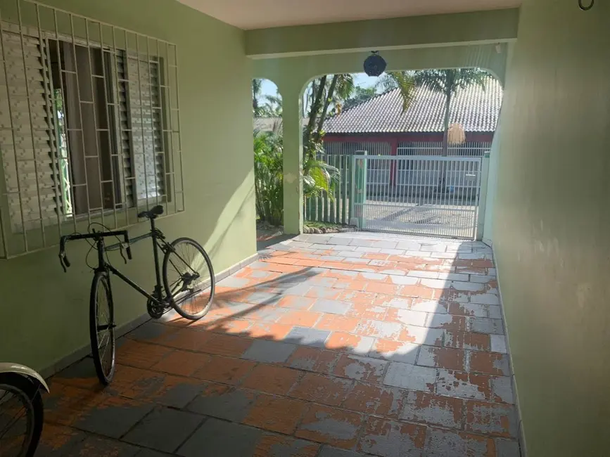 Foto 4 de Casa com 4 quartos à venda, 150m2 em Ipanema, Pontal Do Parana - PR
