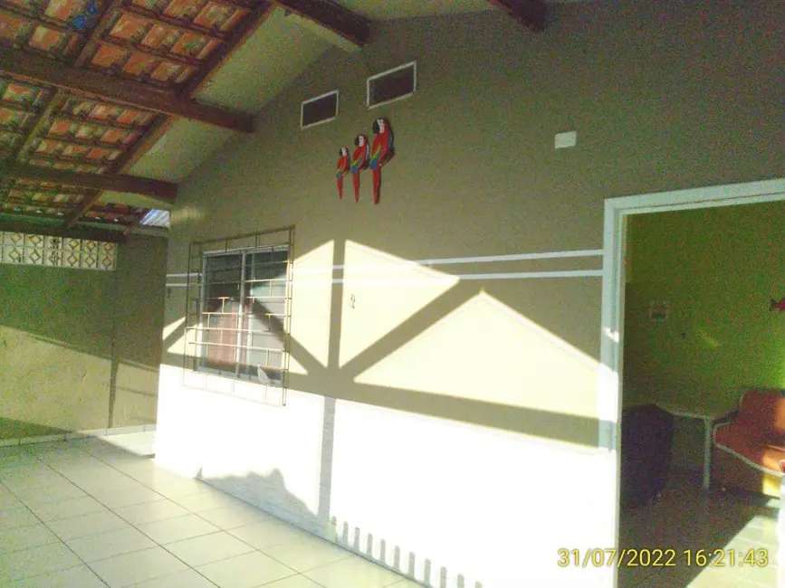 Foto 1 de Casa com 2 quartos à venda, 83m2 em Matinhos - PR