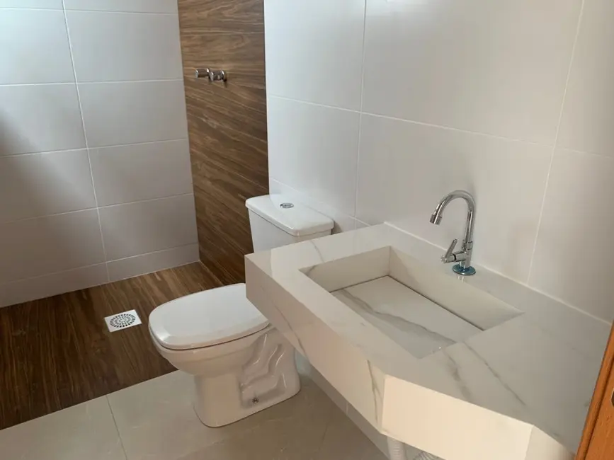 Foto 7 de Casa com 2 quartos à venda, 74m2 em Matinhos - PR