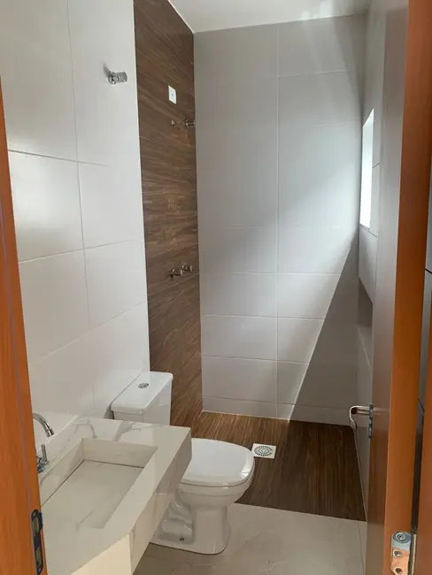 Foto 8 de Casa com 2 quartos à venda, 74m2 em Matinhos - PR