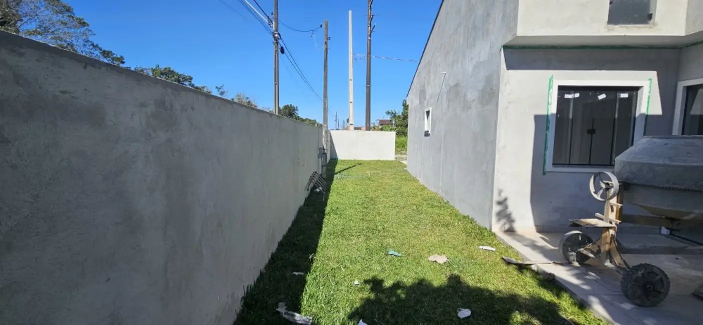 Foto 4 de Casa com 2 quartos à venda, 61m2 em Pontal Do Parana - PR