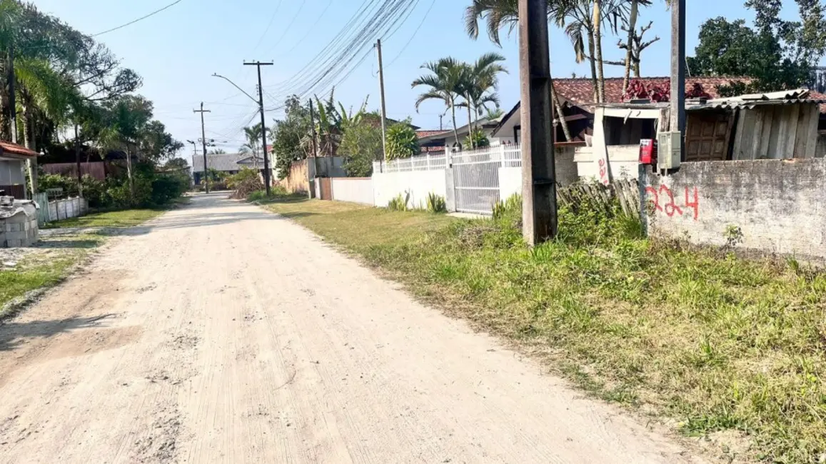 Foto 8 de Terreno / Lote à venda, 390m2 em Matinhos - PR