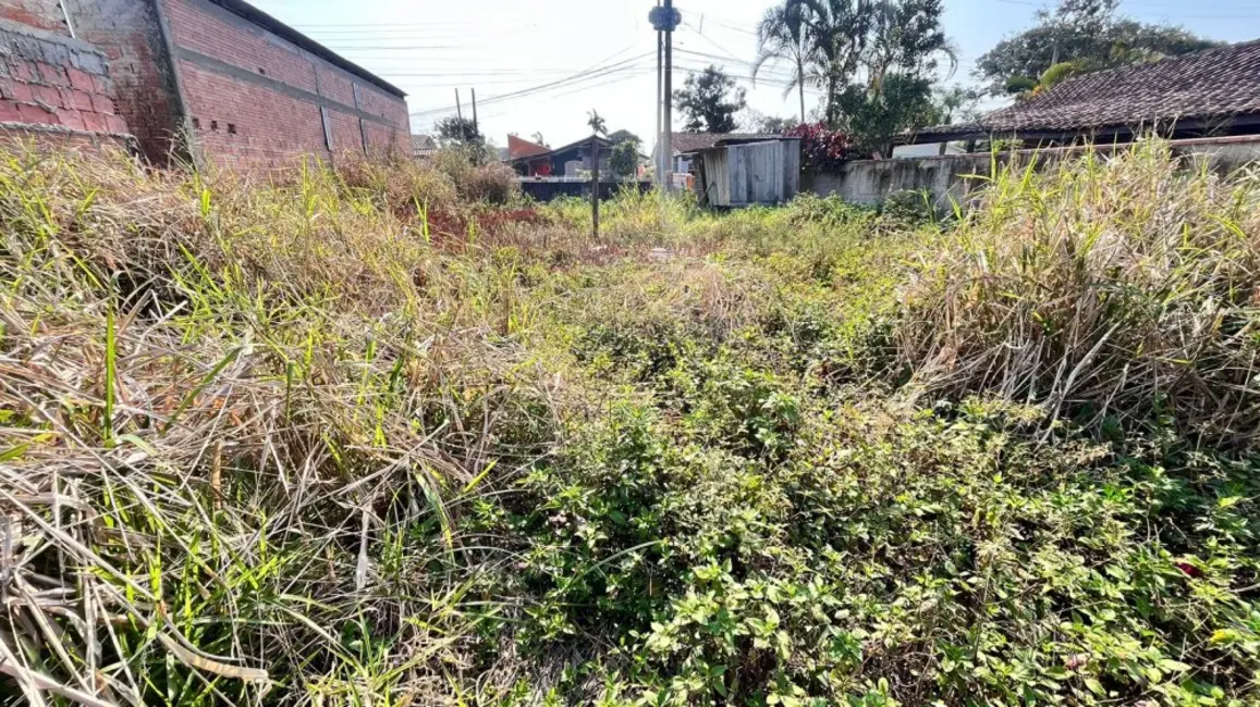 Foto 4 de Terreno / Lote à venda, 390m2 em Matinhos - PR