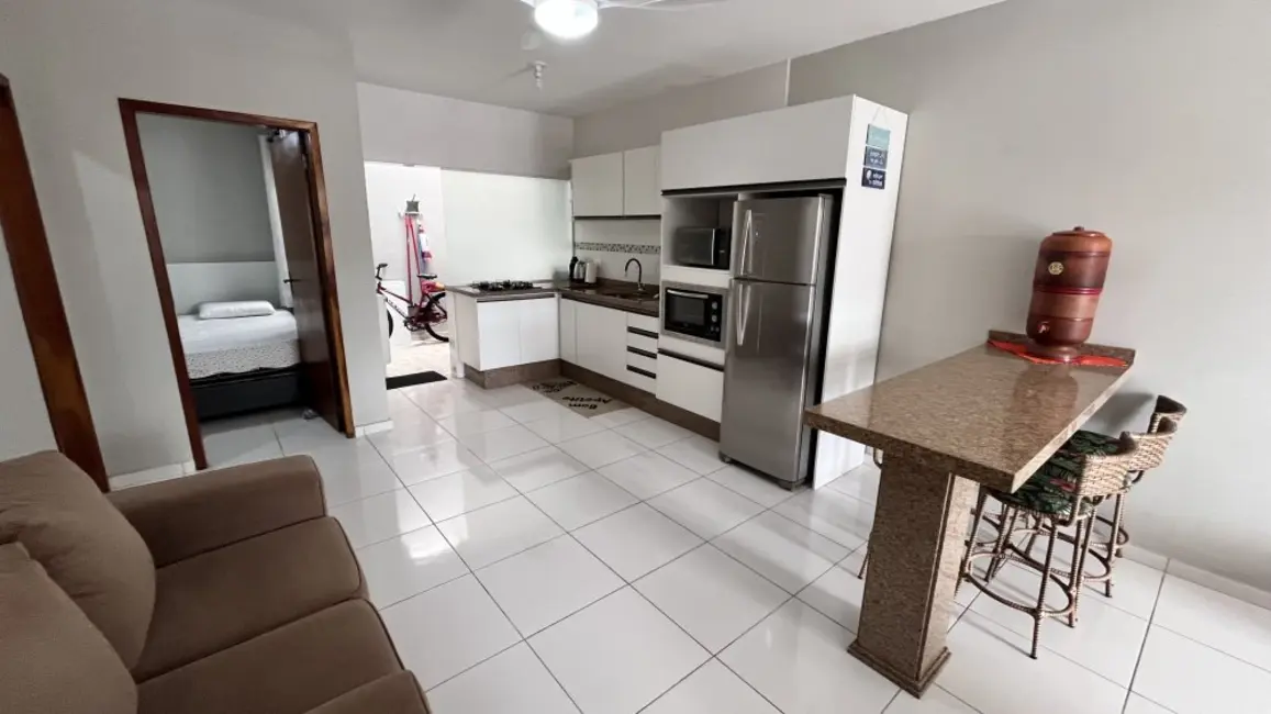 Foto 8 de Casa com 2 quartos à venda, 52m2 em Pontal Do Parana - PR