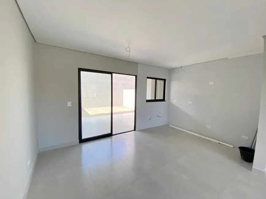Foto 5 de Sobrado com 3 quartos à venda, 118m2 em Matinhos - PR