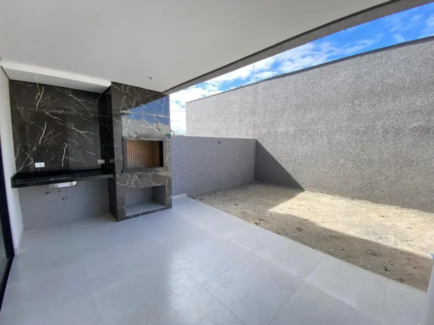 Foto 9 de Sobrado com 3 quartos à venda, 118m2 em Matinhos - PR