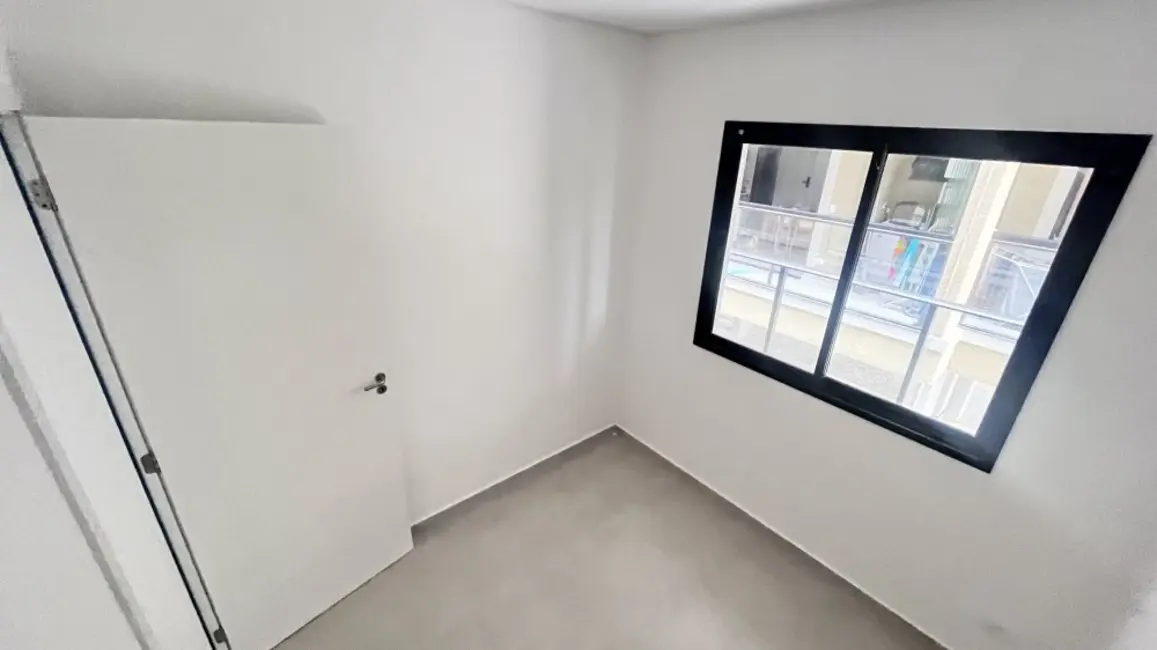 Foto 9 de Apartamento com 2 quartos à venda, 52m2 em Matinhos - PR