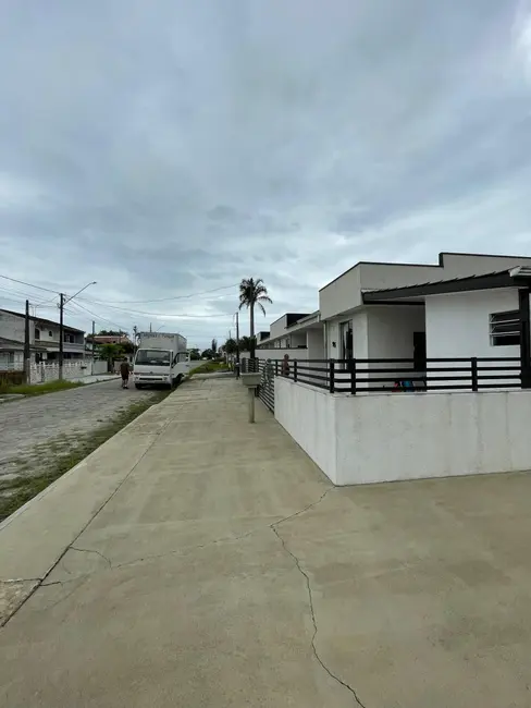 Foto 3 de Casa com 2 quartos à venda, 50m2 em Pontal Do Parana - PR