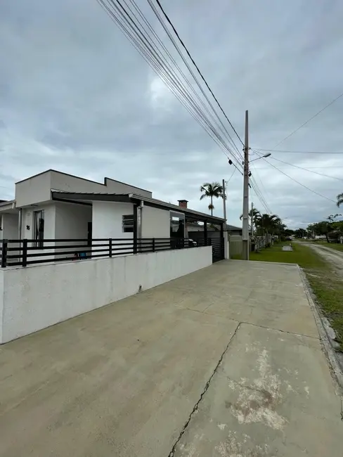 Foto 4 de Casa com 2 quartos à venda, 50m2 em Pontal Do Parana - PR