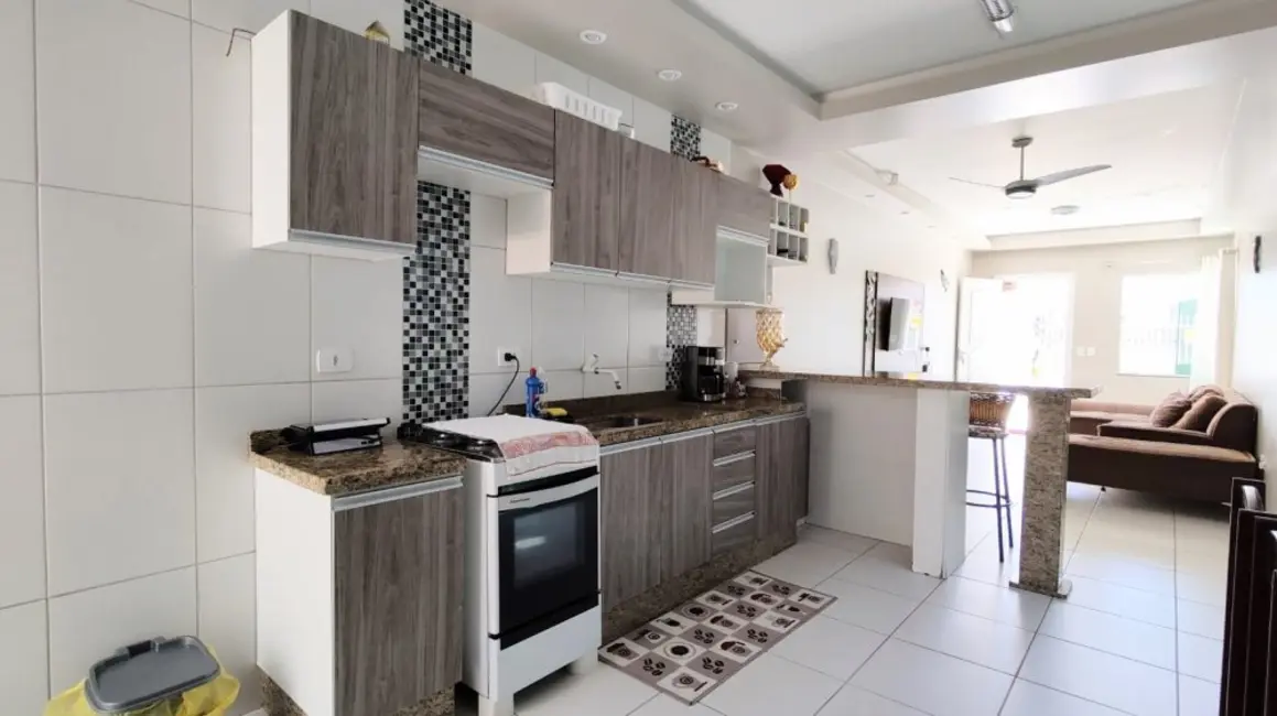 Foto 9 de Casa com 3 quartos à venda, 80m2 em Shangri-la, Pontal Do Parana - PR