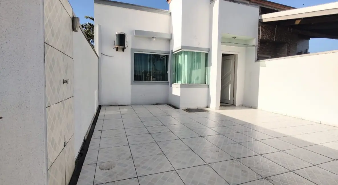 Foto 2 de Casa com 3 quartos à venda, 80m2 em Shangri-la, Pontal Do Parana - PR