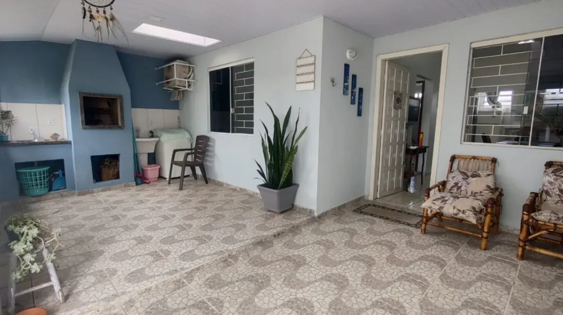 Foto 2 de Casa com 2 quartos à venda, 54m2 em Shangri-la, Pontal Do Parana - PR