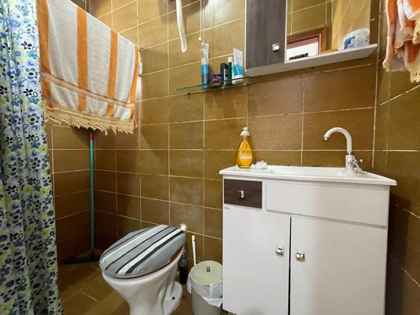 Foto 6 de Casa com 2 quartos à venda, 40m2 em Matinhos - PR