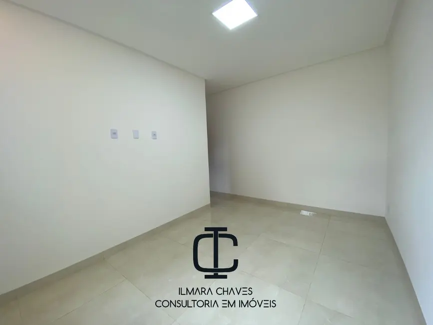 Casa com 3 quartos à venda, 167m2 em Alvorada, Senador Canedo - GO - imagem 9 Foto 9 de Casa com 3 quartos à venda, 167m2 em Alvorada, Senador Canedo - GO