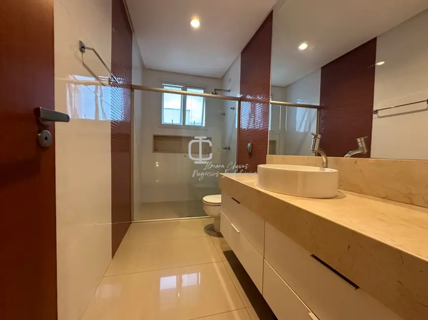 Foto 5 de Casa de Condomínio com 5 quartos à venda, 589m2 em Residencial Alphaville Flamboyant, Goiania - GO