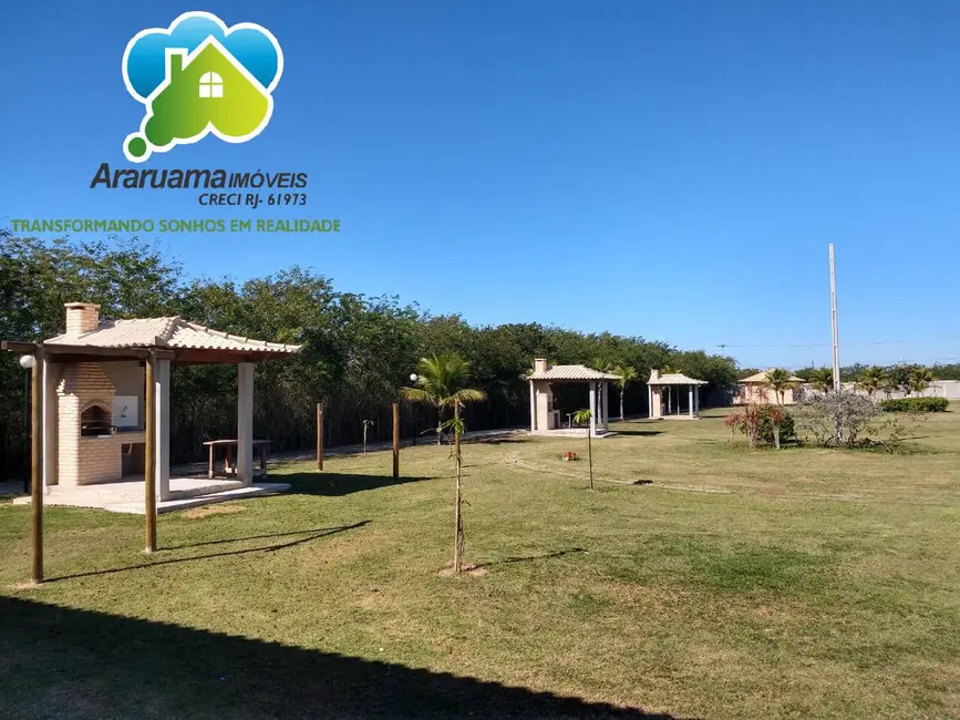 Foto 9 de Casa com 3 quartos à venda, 360m2 em Araruama - RJ