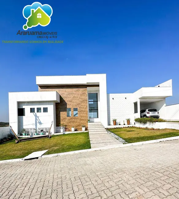 Casa com 3 quartos à venda, 642m2 em Araruama - RJ - imagem 4 Foto 4 de Casa com 3 quartos à venda, 642m2 em Araruama - RJ