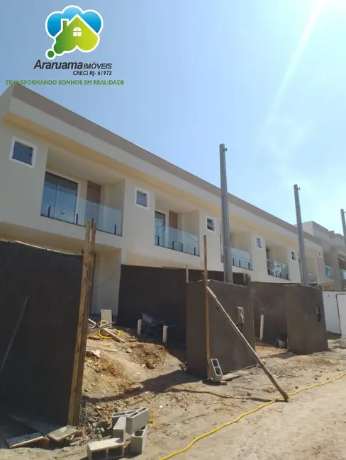 Foto 1 de Casa com 2 quartos à venda, 130m2 em Araruama - RJ