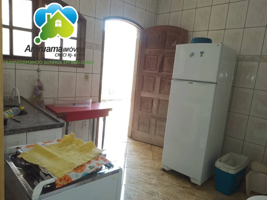 Foto 5 de Casa com 2 quartos à venda, 450m2 em Araruama - RJ