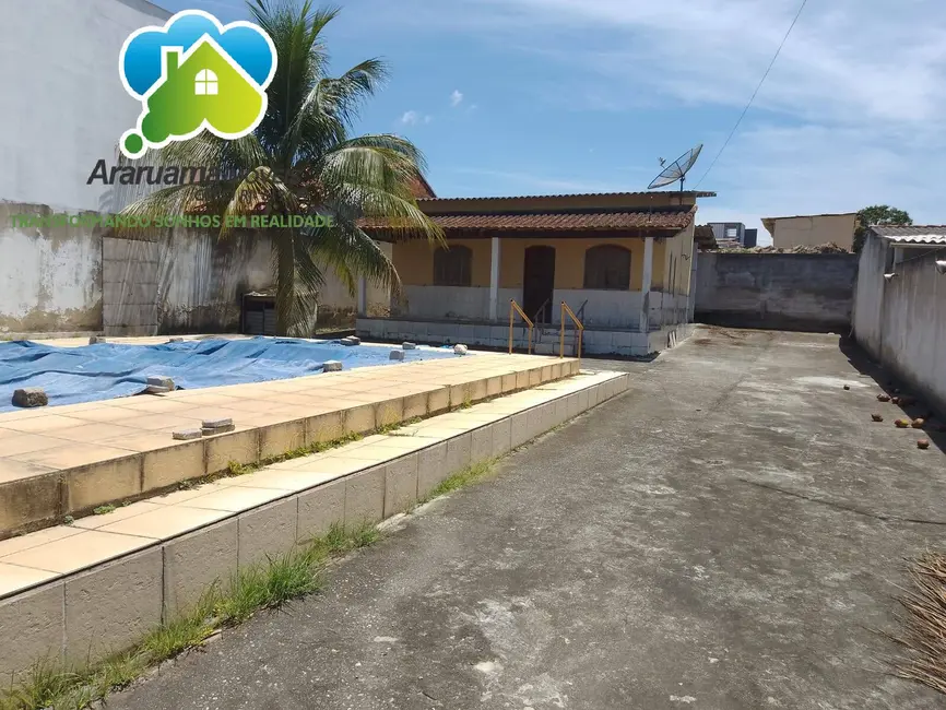 Foto 3 de Casa com 2 quartos à venda, 450m2 em Araruama - RJ