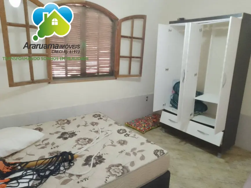 Foto 9 de Casa com 2 quartos à venda, 450m2 em Araruama - RJ