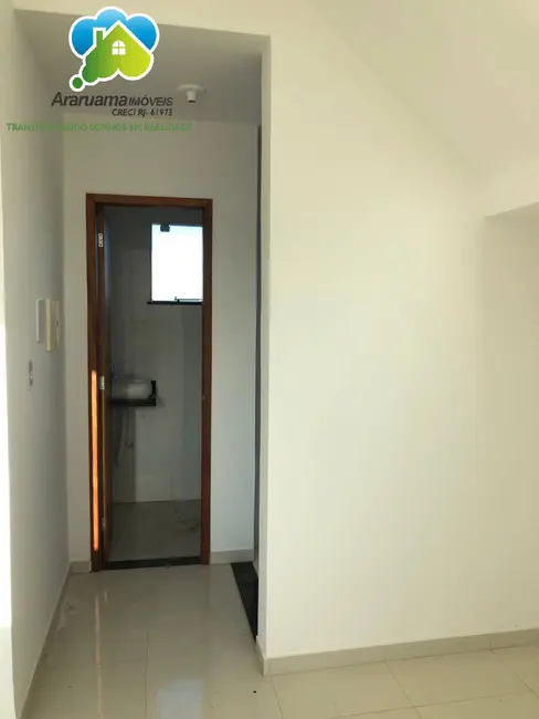 Foto 4 de Casa com 2 quartos à venda, 100m2 em Araruama - RJ