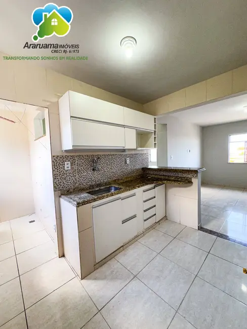 Foto 3 de Casa com 2 quartos à venda em Araruama - RJ