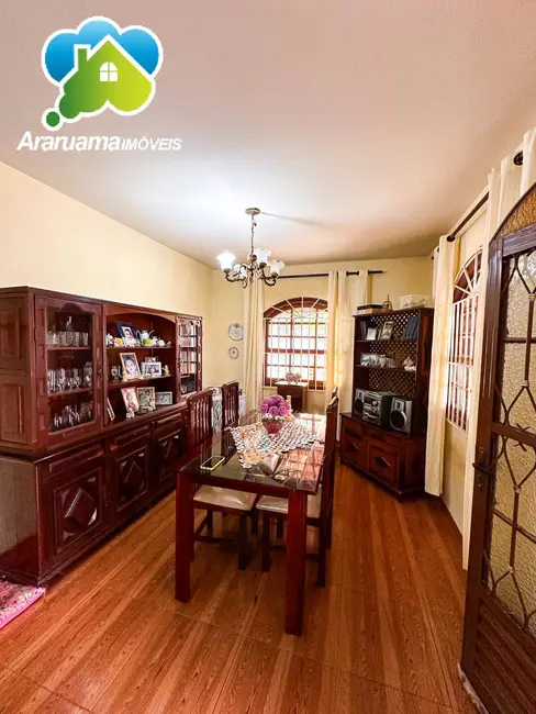 Casa com 7 quartos à venda, 698m2 em Araruama - RJ - imagem 3 Foto 3 de Casa com 7 quartos à venda, 698m2 em Araruama - RJ