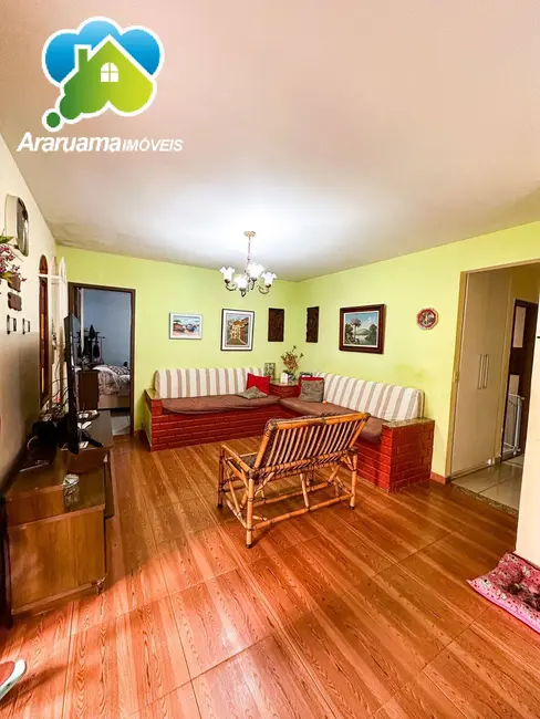 Casa com 7 quartos à venda, 698m2 em Araruama - RJ - imagem 4 Foto 4 de Casa com 7 quartos à venda, 698m2 em Araruama - RJ