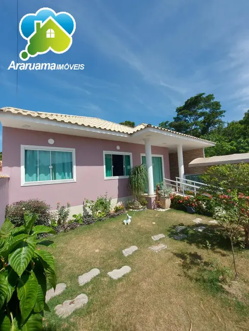 Foto 5 de Casa com 3 quartos à venda em Araruama - RJ