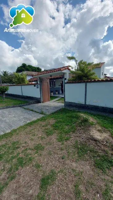 Foto 2 de Casa com 4 quartos à venda, 600m2 em Araruama - RJ