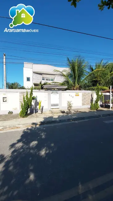 Foto 1 de Casa com 3 quartos à venda, 575m2 em Araruama - RJ