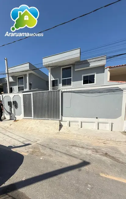 Casa com 3 quartos à venda, 225m2 em Araruama - RJ - imagem 3 Foto 3 de Casa com 3 quartos à venda, 225m2 em Araruama - RJ