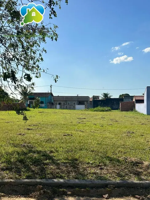 Foto 2 de Terreno / Lote à venda, 420m2 em Araruama - RJ