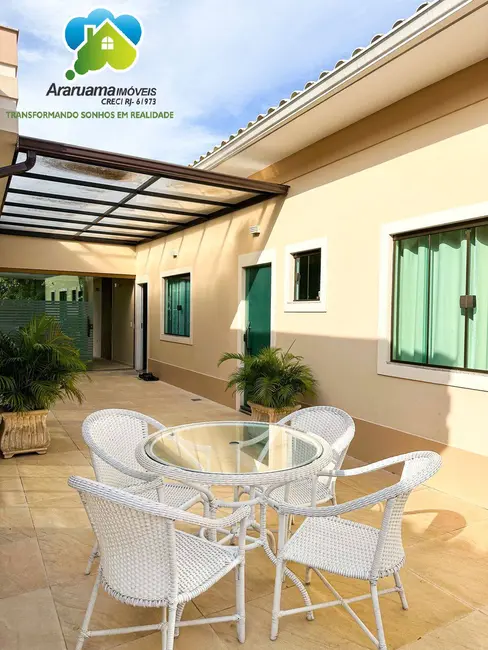 Foto 5 de Casa com 3 quartos à venda, 600m2 em Araruama - RJ