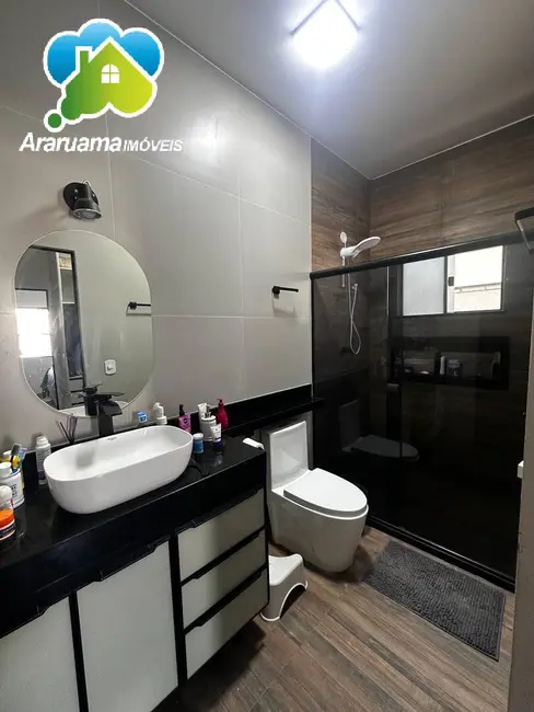 Casa com 3 quartos à venda, 360m2 em Araruama - RJ - imagem 8 Foto 8 de Casa com 3 quartos à venda, 360m2 em Araruama - RJ