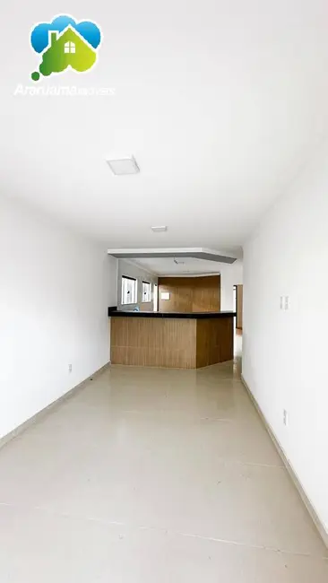 Casa com 3 quartos à venda, 263m2 em Araruama - RJ - imagem 3 Foto 3 de Casa com 3 quartos à venda, 263m2 em Araruama - RJ
