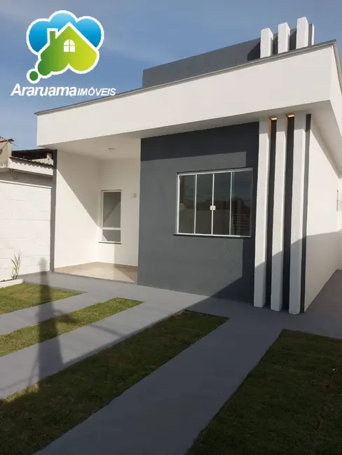 Foto 1 de Casa com 2 quartos à venda, 267m2 em Araruama - RJ
