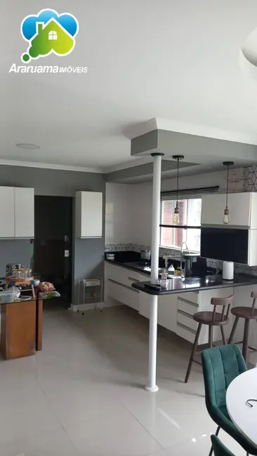 Casa com 4 quartos à venda, 360m2 em Araruama - RJ - imagem 9 Foto 9 de Casa com 4 quartos à venda, 360m2 em Araruama - RJ