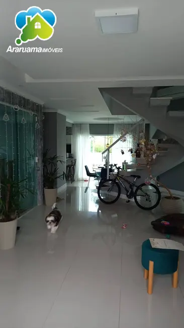 Casa com 4 quartos à venda, 360m2 em Araruama - RJ - imagem 5 Foto 5 de Casa com 4 quartos à venda, 360m2 em Araruama - RJ