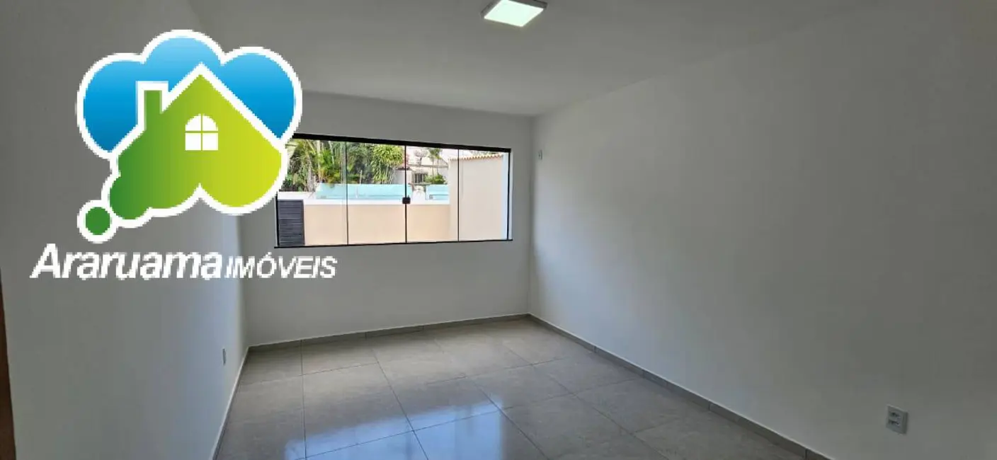Casa com 3 quartos à venda, 300m2 em Araruama - RJ - imagem 9 Foto 9 de Casa com 3 quartos à venda, 300m2 em Araruama - RJ