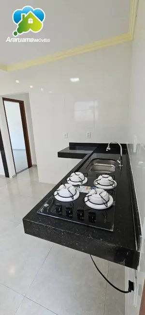 Casa com 3 quartos à venda, 300m2 em Araruama - RJ - imagem 4 Foto 4 de Casa com 3 quartos à venda, 300m2 em Araruama - RJ